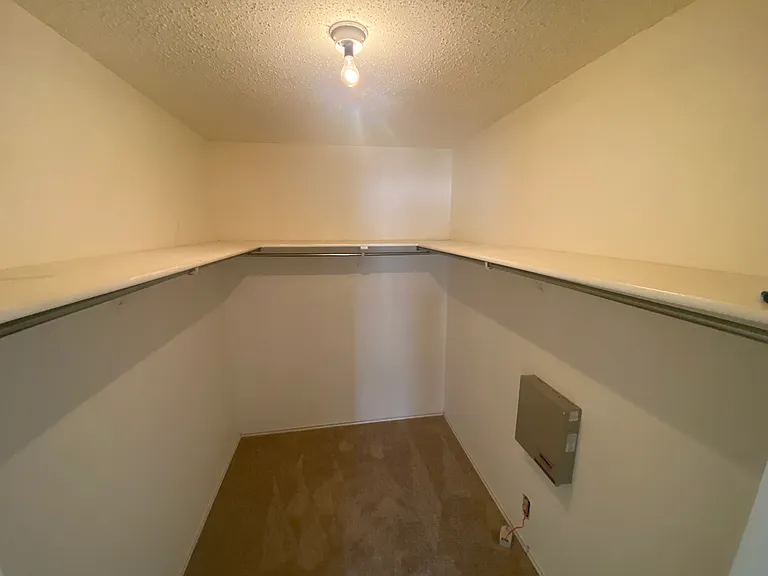 8802 Bridgefield — Photo 25