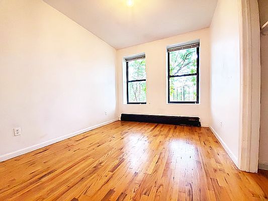 3rd image of 505 Lafayette Ave #2DD