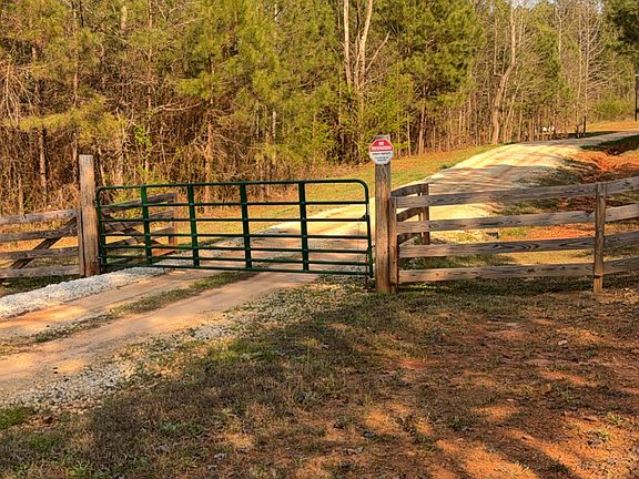 3rd image of 2186 Five Notch Rd
