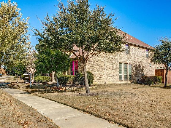 3rd image of 417 Glastonburg Ln