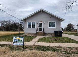 1802 L St, Franklin, NE 68939