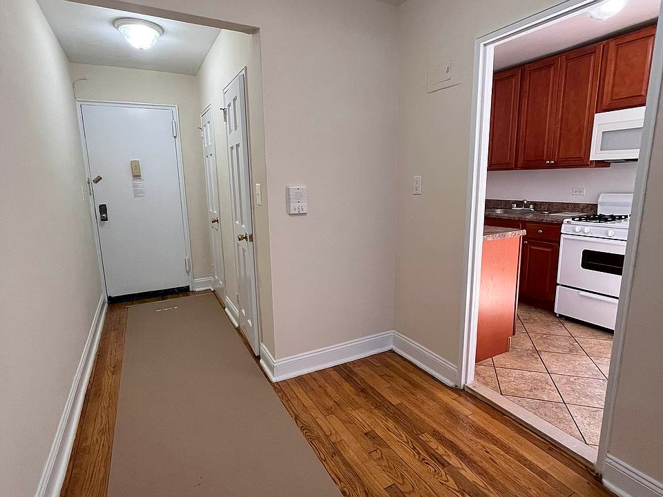 1st image of 2023 23rd St Floor 1