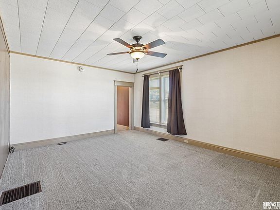 3rd image of 601 Central Ave