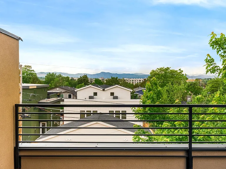 2155 S Logan St #2155 — Photo 64