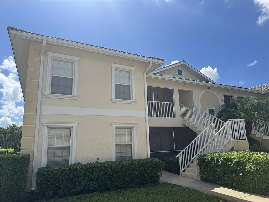 2 bed, 2.0 bath, 1235 sqft, $2,100 — Photo 1