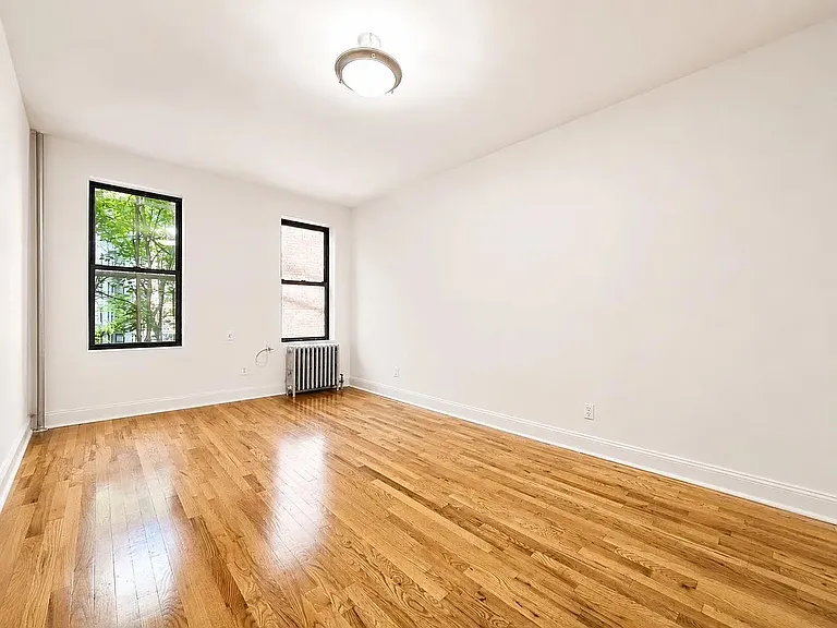 660 Fort Washington Ave #2J — Photo 9