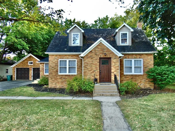 125 W Lasalle St, Somonauk, IL 60552