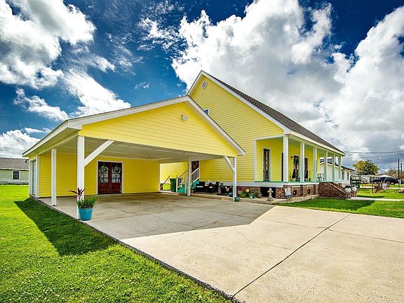 3rd image of 232 E 5th St