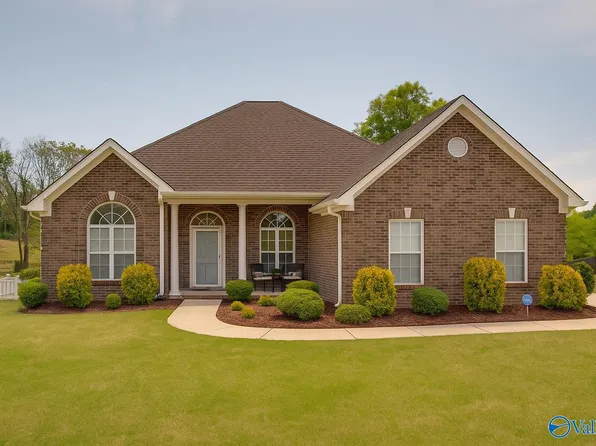 227 Lee Bowden Dr, Huntsville, AL 35806