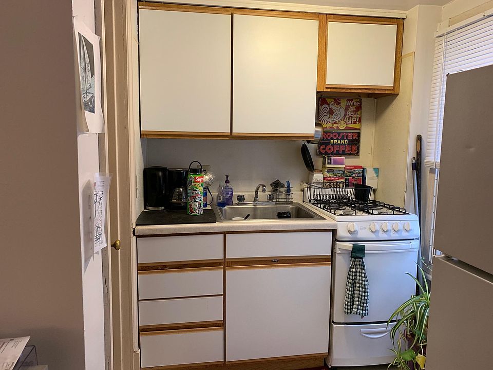 2nd image of 509 N Lake St APT 308