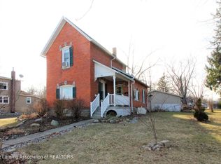 810 S Oakland St, Saint Johns, MI