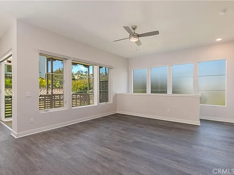 326 Doheny Way — Photo 4