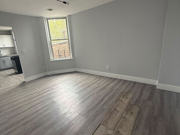 2nd image of 141 Park Ave #7A