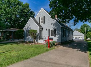 2424 28th St, Rock Island, IL 61201