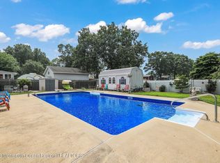 381 Colt Pl, Manchester, NJ 08759