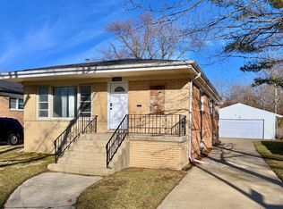 15565 Madison Ave, Dolton, IL 60419