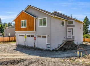 904 Cody St SE #88, Rainier, WA