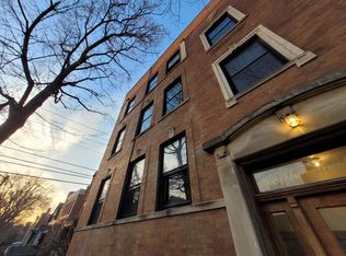1202 W Montana St APT 1, Chicago, IL 60614