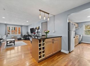 112 Decatur St APT 6, Arlington, MA 02474