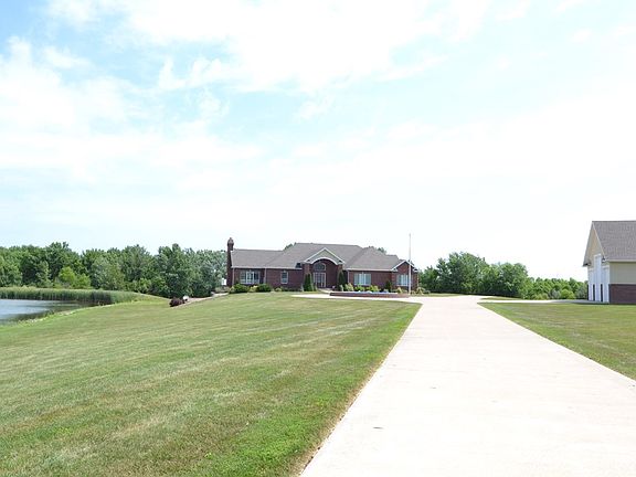 2nd image of 720 Suburban Dr