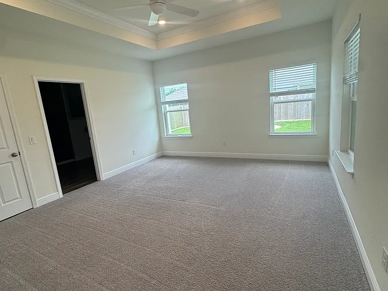 4725 Majestic Palm St — Photo 27