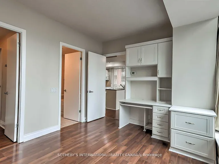 500 Queens Quay W #610W — Photo 10