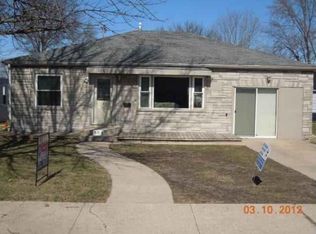 804 W 13th St, Sterling, IL 61081