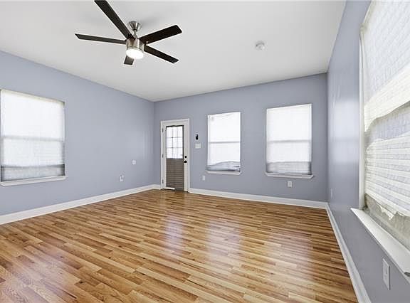 2nd image of 2318 Seminole Pl