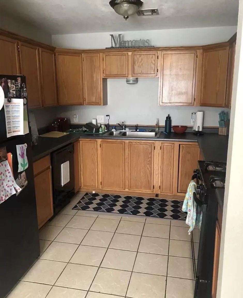 2217 S Bluestone St — Photo 3