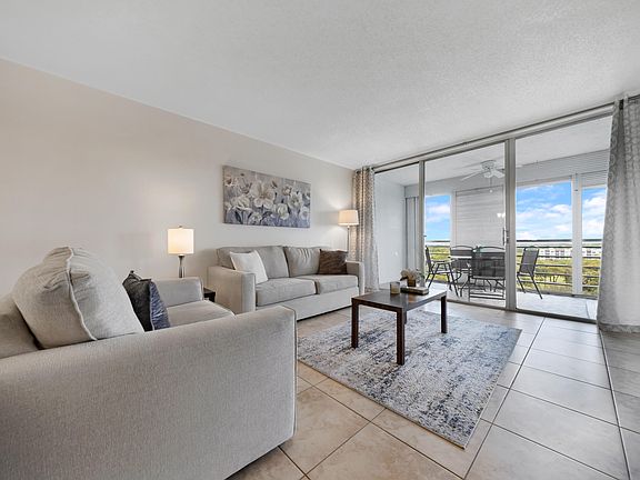 2nd image of 575 Oaks Lane #1009
