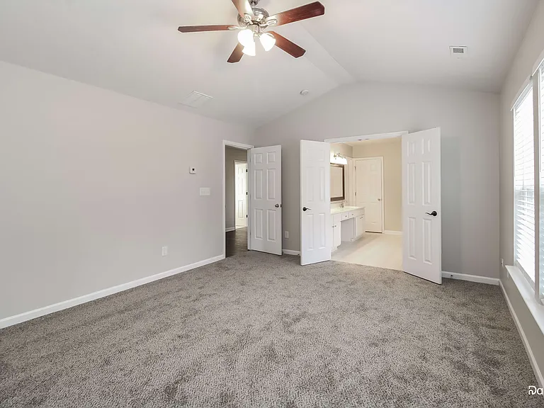 4583 Fairport Ct — Photo 6