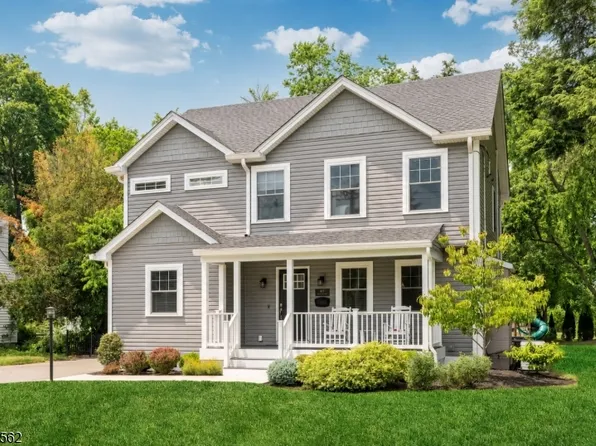 647 Harristown Rd, Glen Rock Boro, NJ 07452