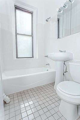 1st image of 251 E 52nd St #2C