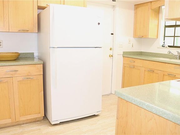 5th image of 2544 Golden Poinciana Pl