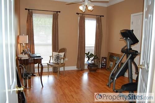 4th image of 112 Evangeline Dr