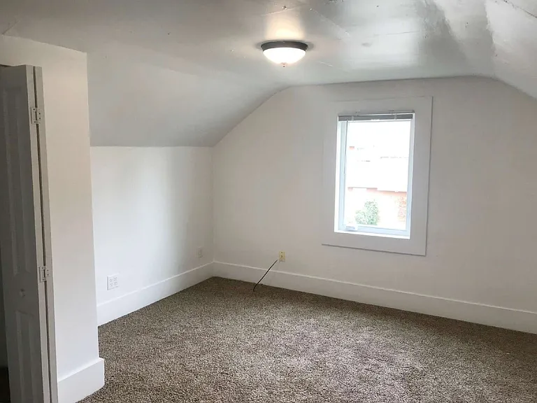 1391 E 21st Ave — Photo 10