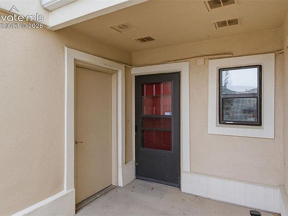 2nd image of 6987 Gayle Lyn Ln