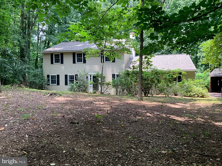 413 Fruit Farm Rd — Photo 2