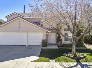 3226 Caspian Dr, Palmdale, CA 93551