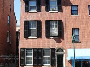 1003 Spruce St #2F, Philadelphia, PA 19107
