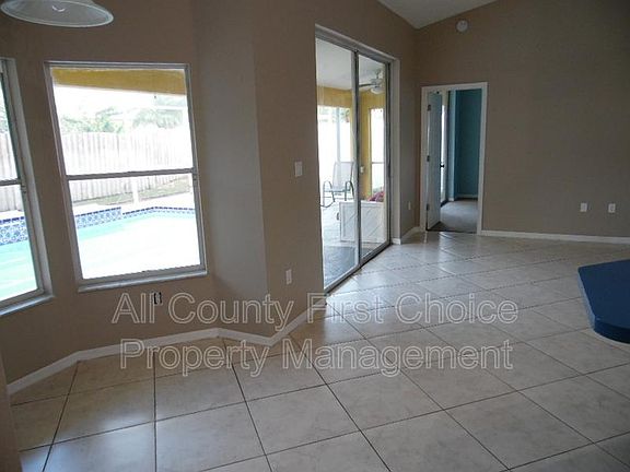 4th image of 721 Brittany Park Blvd