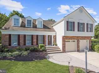 10220 Fairway Dr, Ellicott City, MD 21042