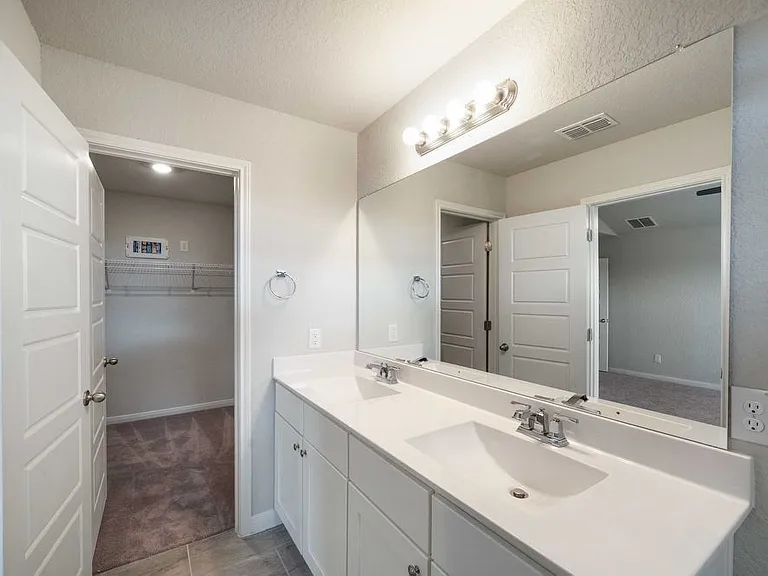 1374 Rios Bend Dr — Photo 16
