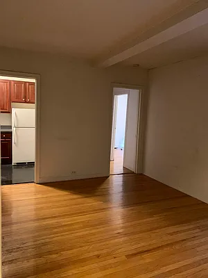 Rented by Bond New York | media 40