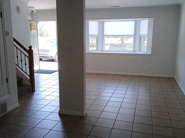 790 E Hamlet Cir N — Photo 4