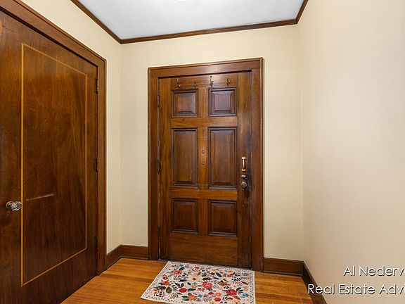 5th image of 2107 College Ave SE