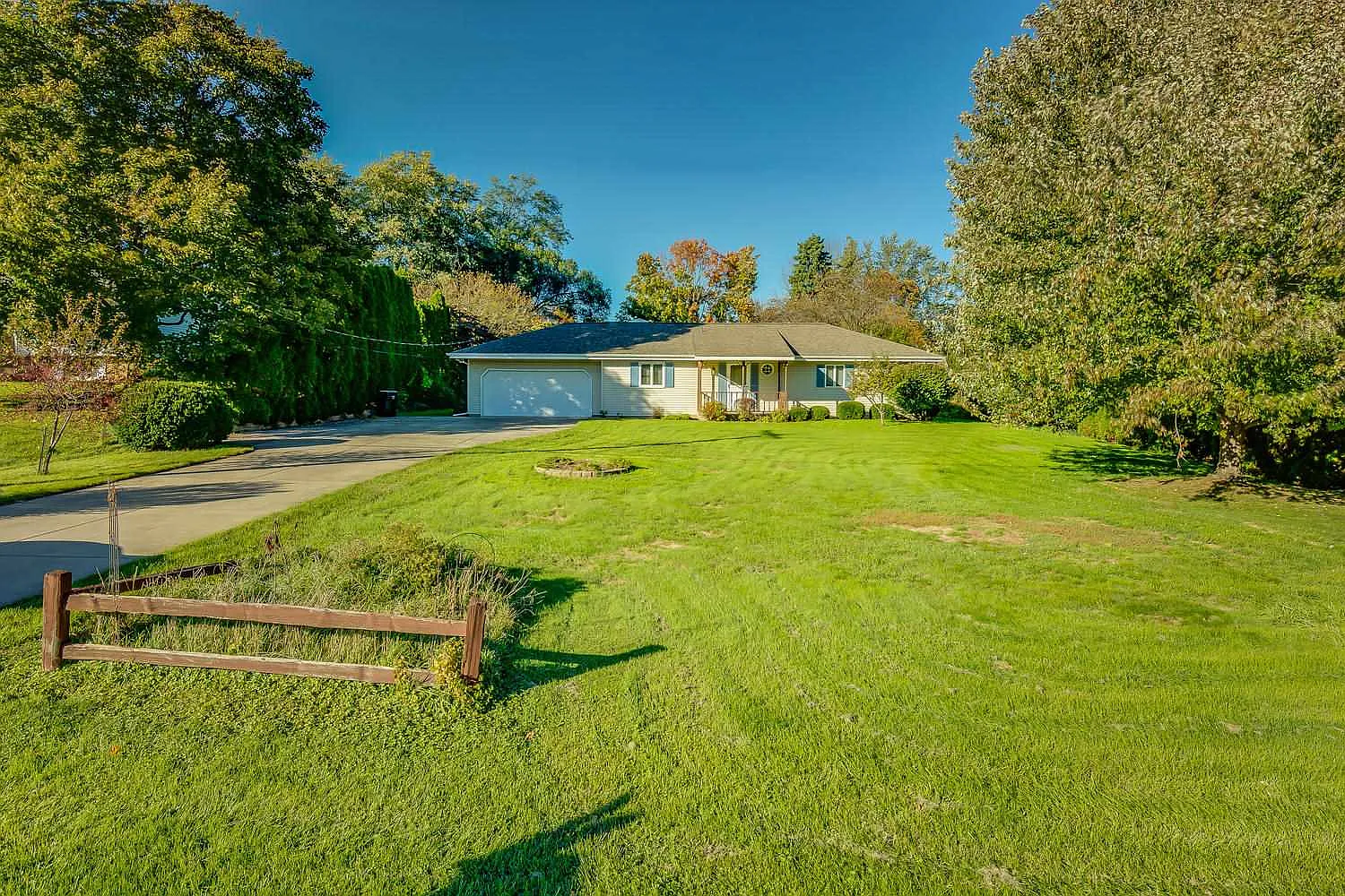 21973 Auten Rd photo 1