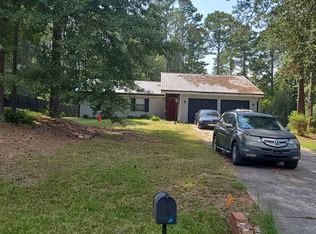 175 Fox Hunt Ct, Fayetteville, GA 30214