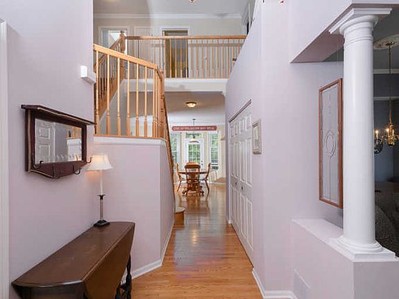4th image of 1219 Cortland Ln