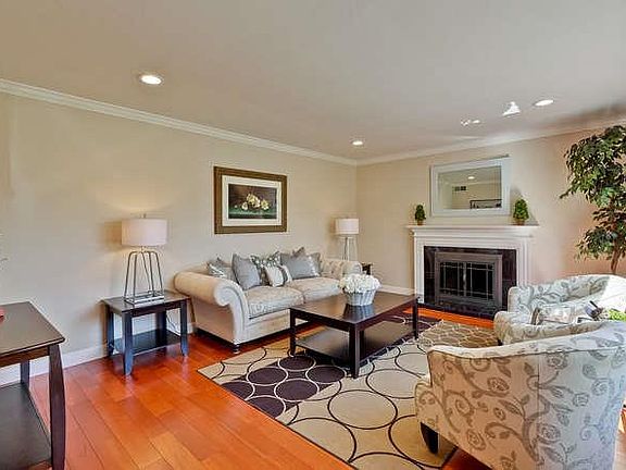 2nd image of 4623 Corona Dr